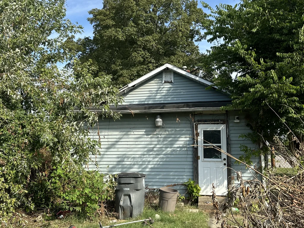Evansville Fixer-Upper – 2 Bed/1 Bath Under $50K