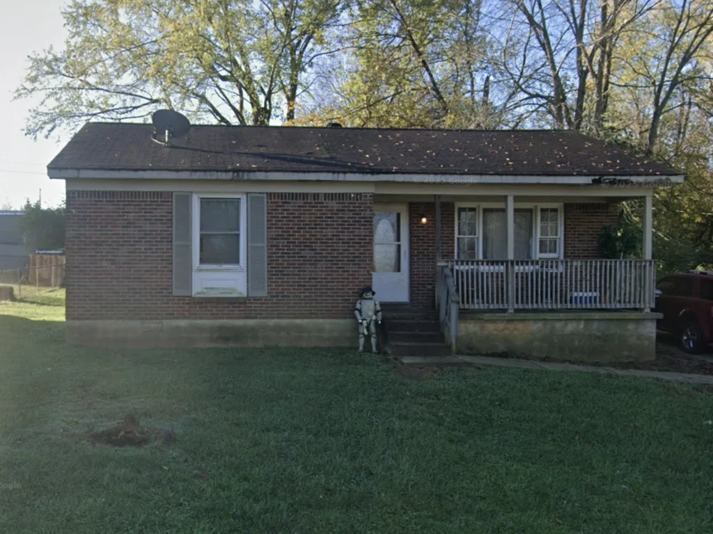 Income producing in Shelbyville!!