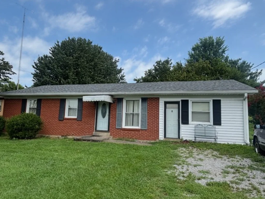 Brick Ranch with Solid Bones — Shelbyville, KY | $133K