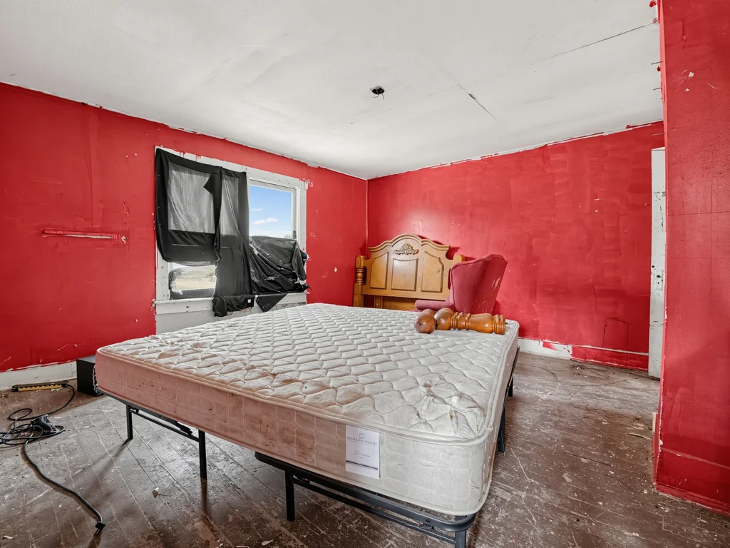 Investor special in rural Clay County