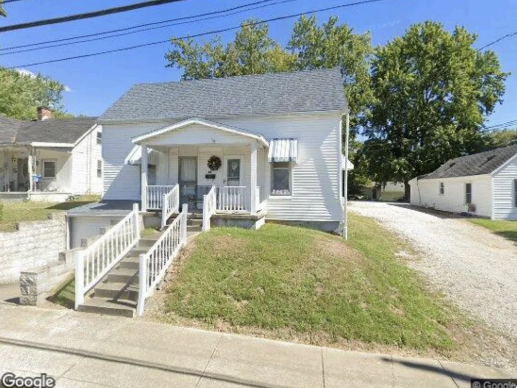2 Bed | 1 Bath | 880 Sq Ft | $160,000