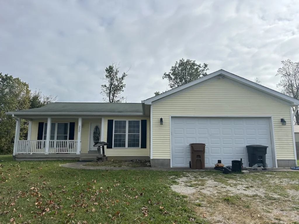 [SOLD] Country Living Close to Louisville