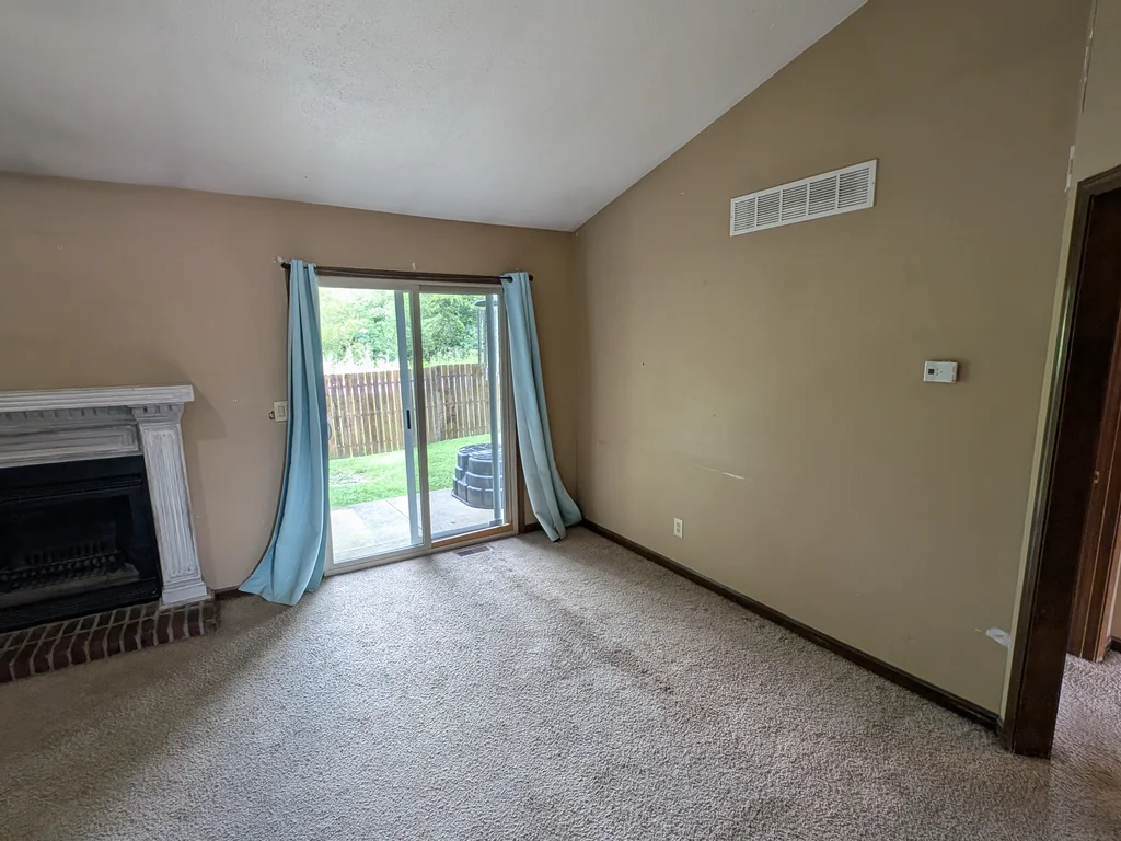 3+BR Brick Ranch w/ Full Basement | ARV $277K