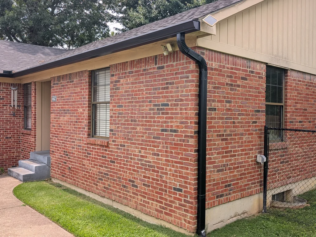 3+BR Brick Ranch w/ Full Basement | ARV $277K
