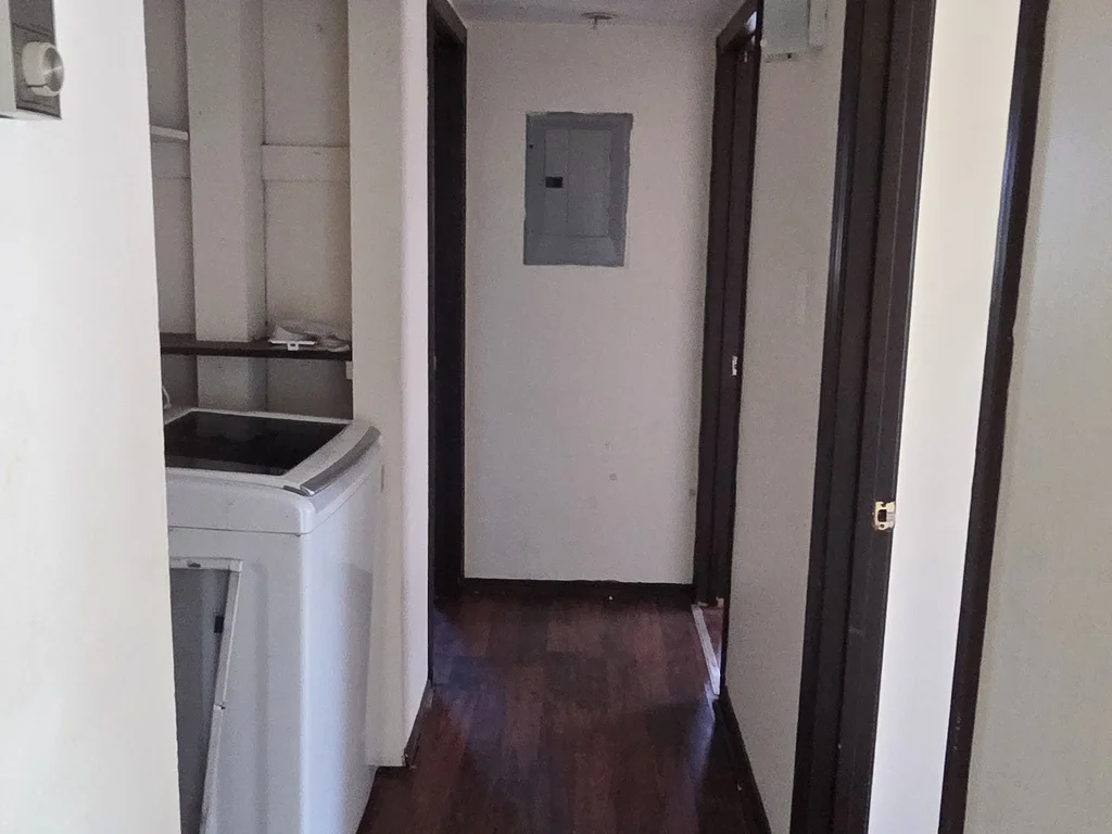 2BR/1BA + Office Condo | Vacant | HOA Covers Heat, A/C, Water & Sewer | ~9 % Cap | Priced to Move