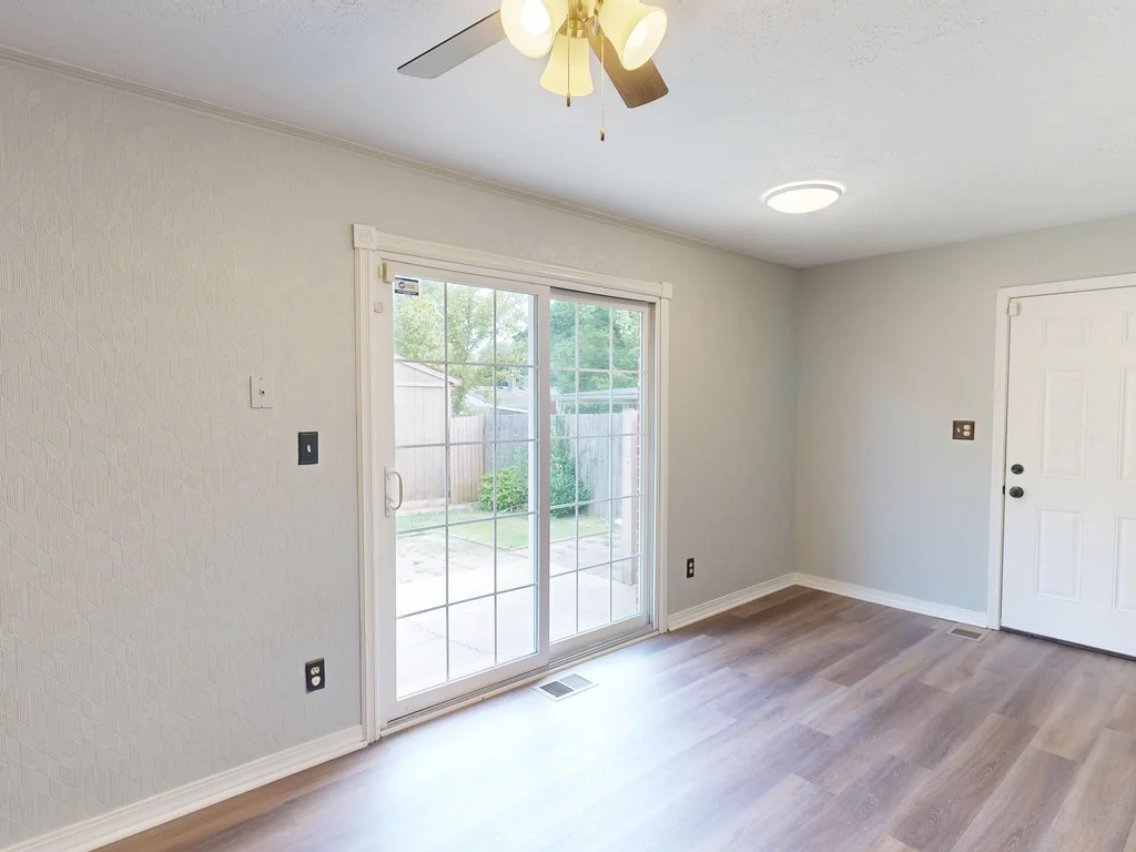Starter home, downsizer, or investor opportunity in Fern Creek, Louisville, KY