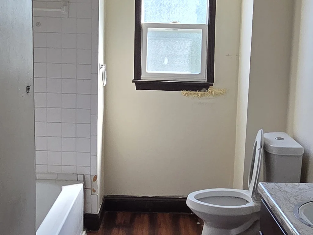 2BR/1BA + Office Condo | Vacant | HOA Covers Heat, A/C, Water & Sewer | ~9 % Cap | Priced to Move