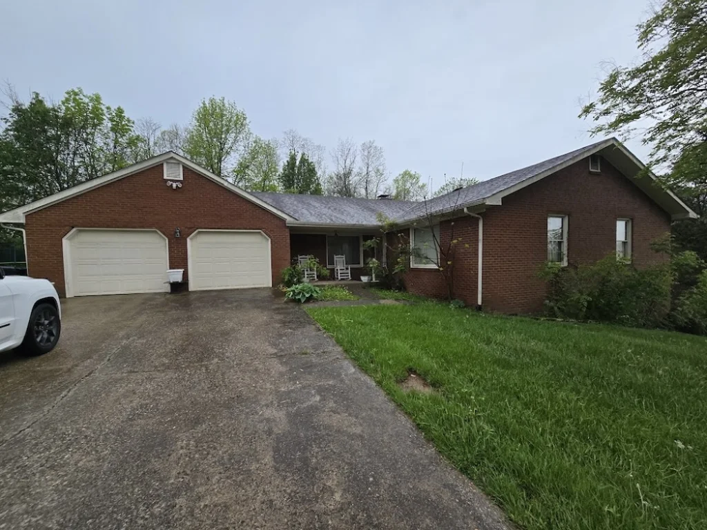 [SOLD] Frankfort Flip next to Golf Course