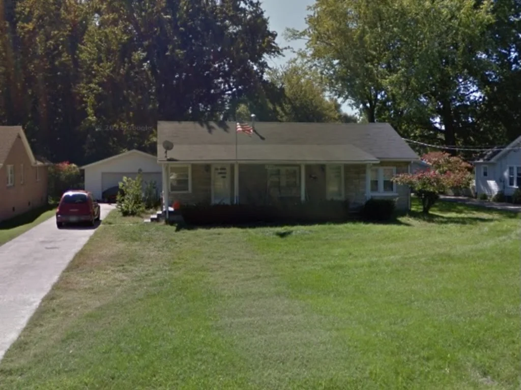 Great Flip or Rental in 40214