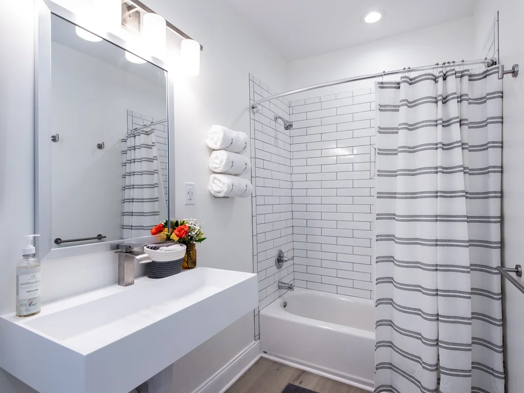 Downtown Jeffersonville Airbnb