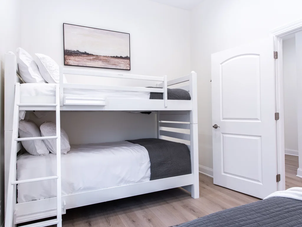 Downtown Jeffersonville Airbnb
