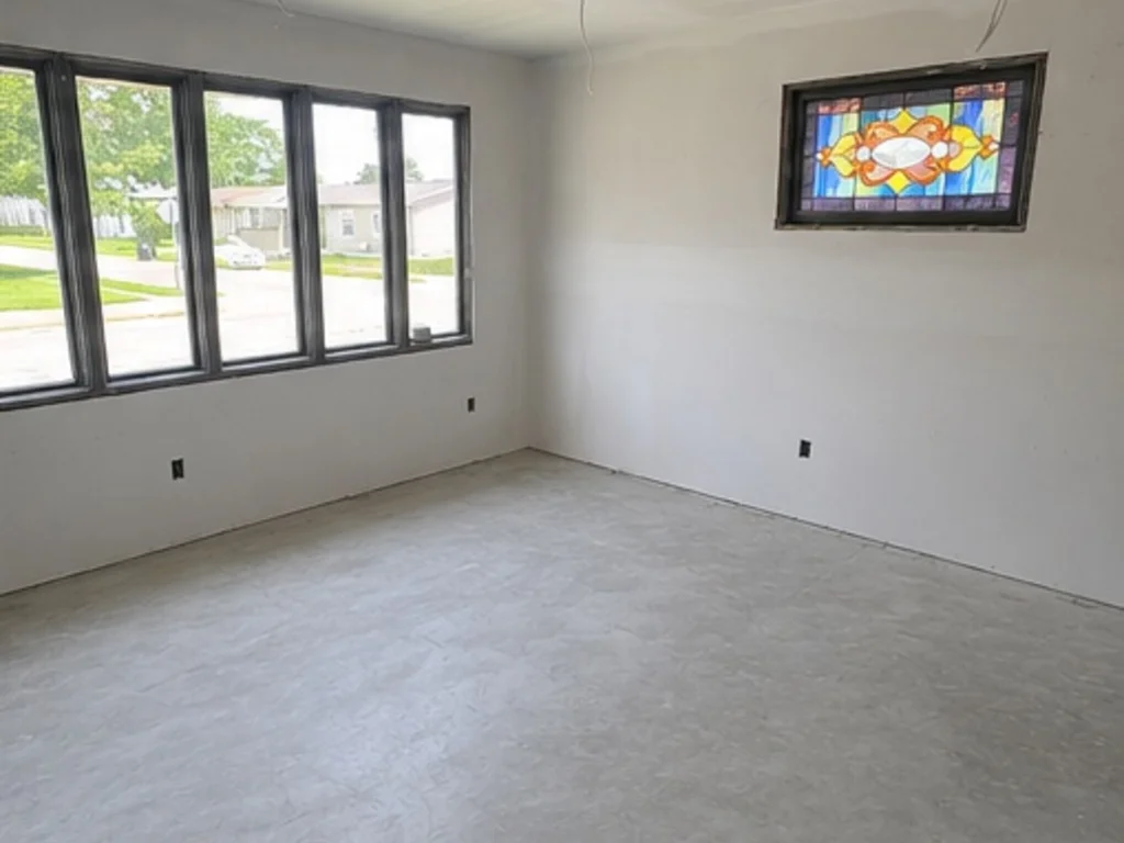 8 APARTMENTS + GARAGE/STORAGE | ASKING PRICE $600,000